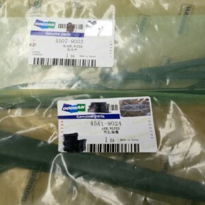 Doosan Wiper Parts, Arm 4541-9024 & Blade 4507-9003 Heavy Duty Parts Australia