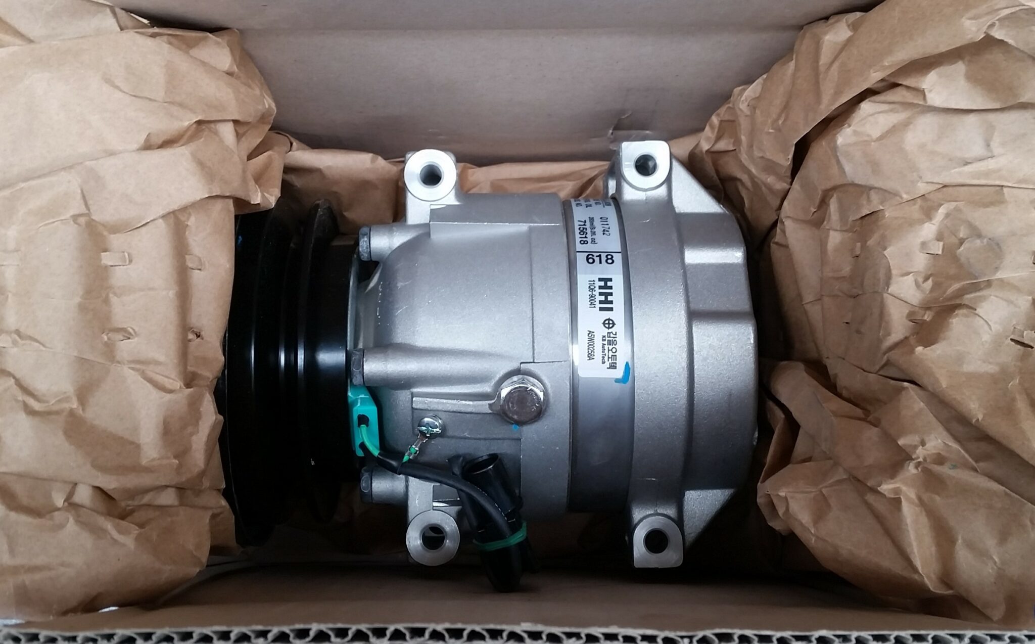 Hyundai Compressor Assy 11Q6-90040