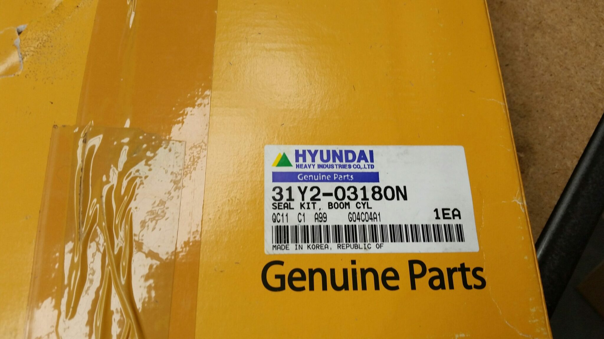 Hyundai Seal Kit Boom Cyl 31Y2-03180N